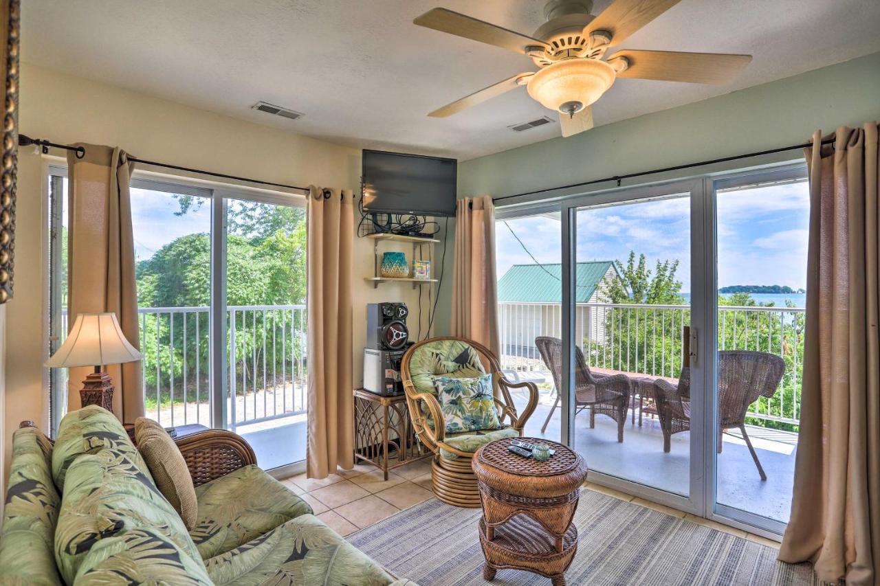 Ferienwohnung Waterfront Bass Island Retreat With Balcony And Tv Put-in-Bay Exterior foto