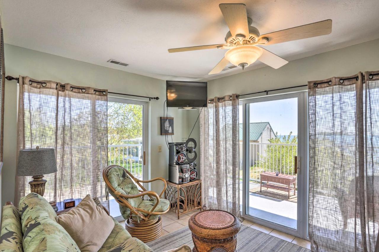 Ferienwohnung Waterfront Bass Island Retreat With Balcony And Tv Put-in-Bay Exterior foto
