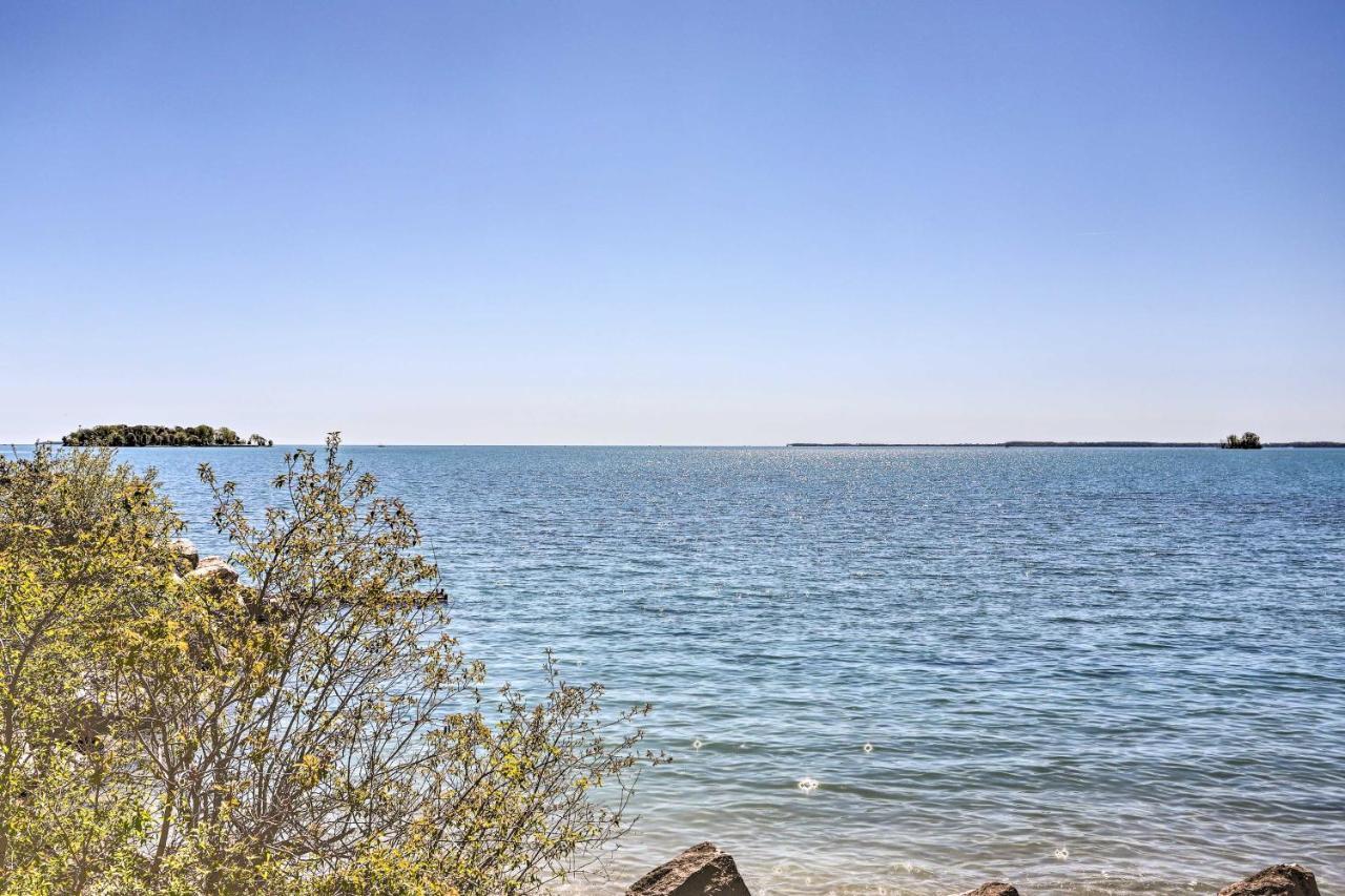 Ferienwohnung Waterfront Bass Island Retreat With Balcony And Tv Put-in-Bay Exterior foto
